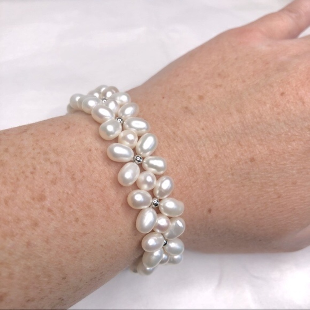 Freshwater Pearl Bracelet - Flower Design with Sterling Silver Clasp - NWOT!